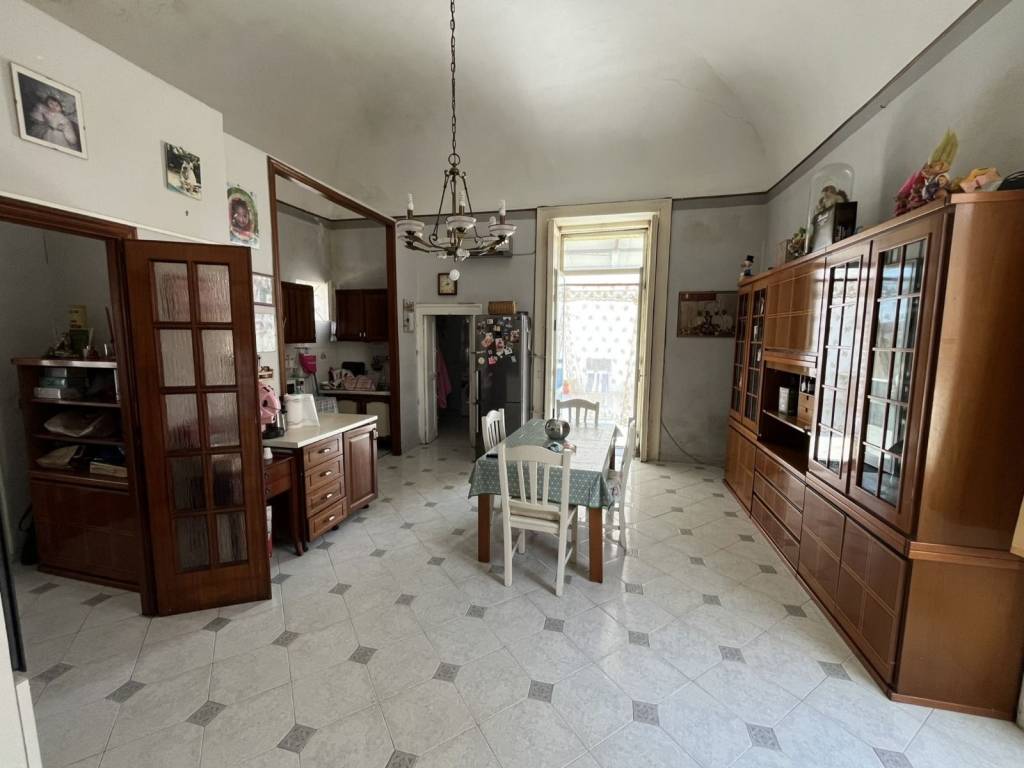 Appartamento a Torre del greco in Piazza Luigi Palomba - Foto 4