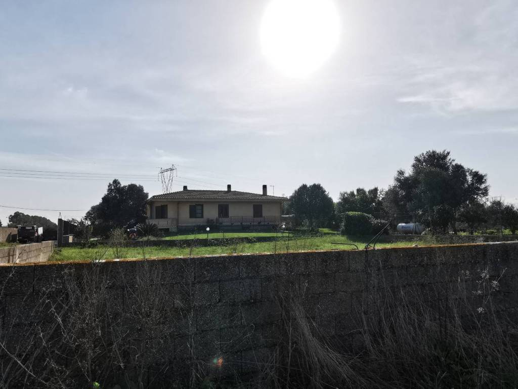Terreno a San nicolò d'arcidano in Via Ugo La Malfa - Foto 3