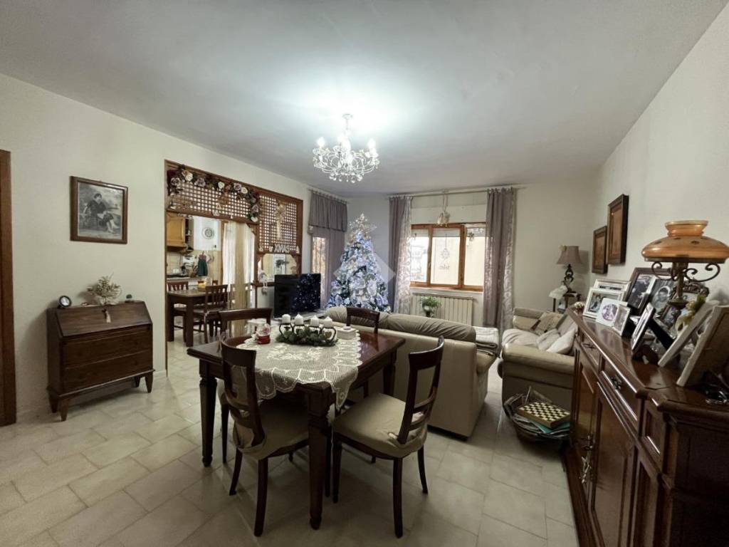 Appartamento a Nettuno in Piazza Giorgio La Pira, 4 - Foto 5