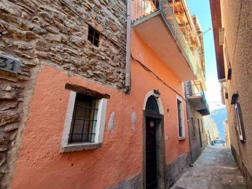 Casa indipendente a Casargo in Via Centrale, 33 - Foto 2