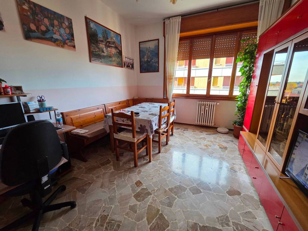 Appartamento a Gerenzano in Via Isonzo, 6 - Foto 4