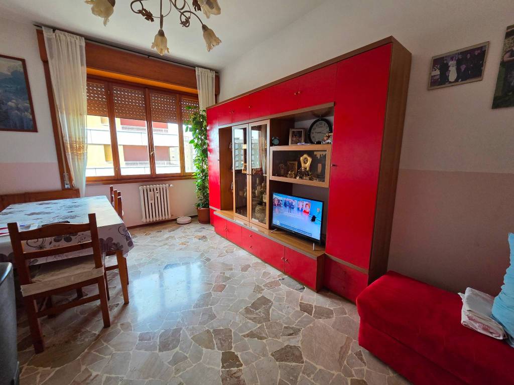 Appartamento a Gerenzano in Via Isonzo, 6 - Foto 5