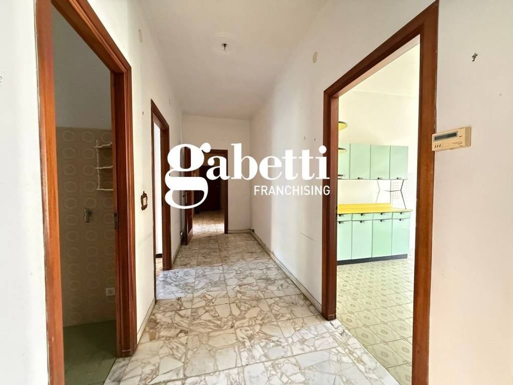 Appartamento a Imperia in Via Santa Lucia - Foto 2