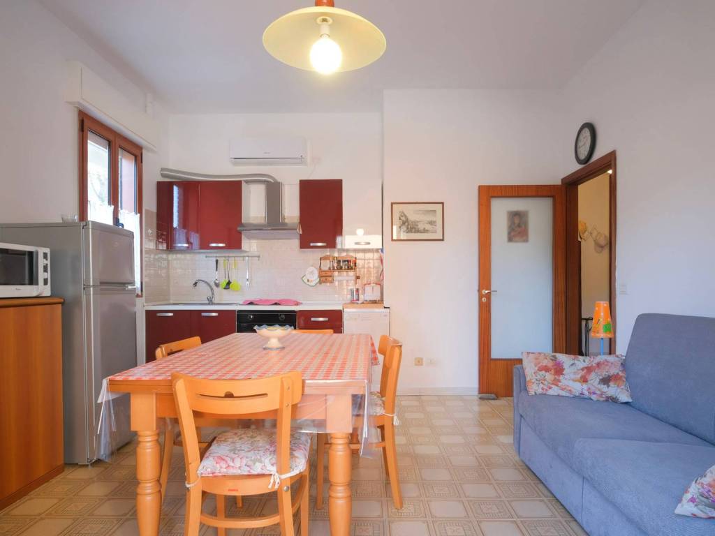 Appartamento a Gabicce mare in Via Madonna di Loreto, 5 - Foto 2