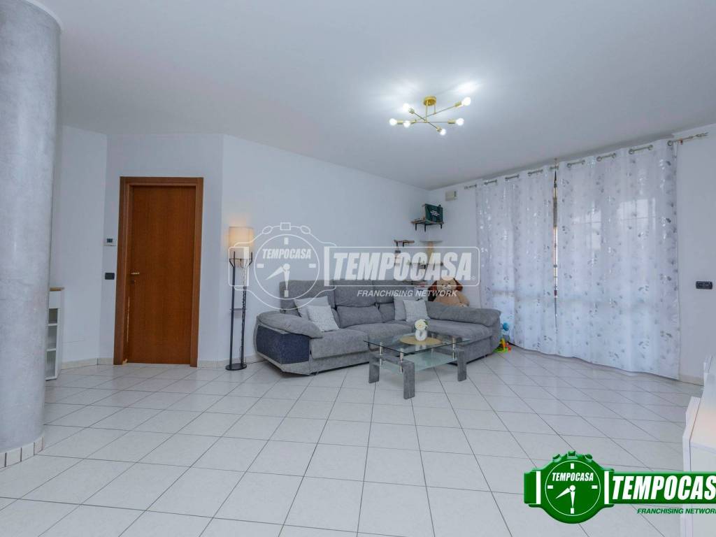 Appartamento a Giussago in Via Fratelli Testa - Foto 4