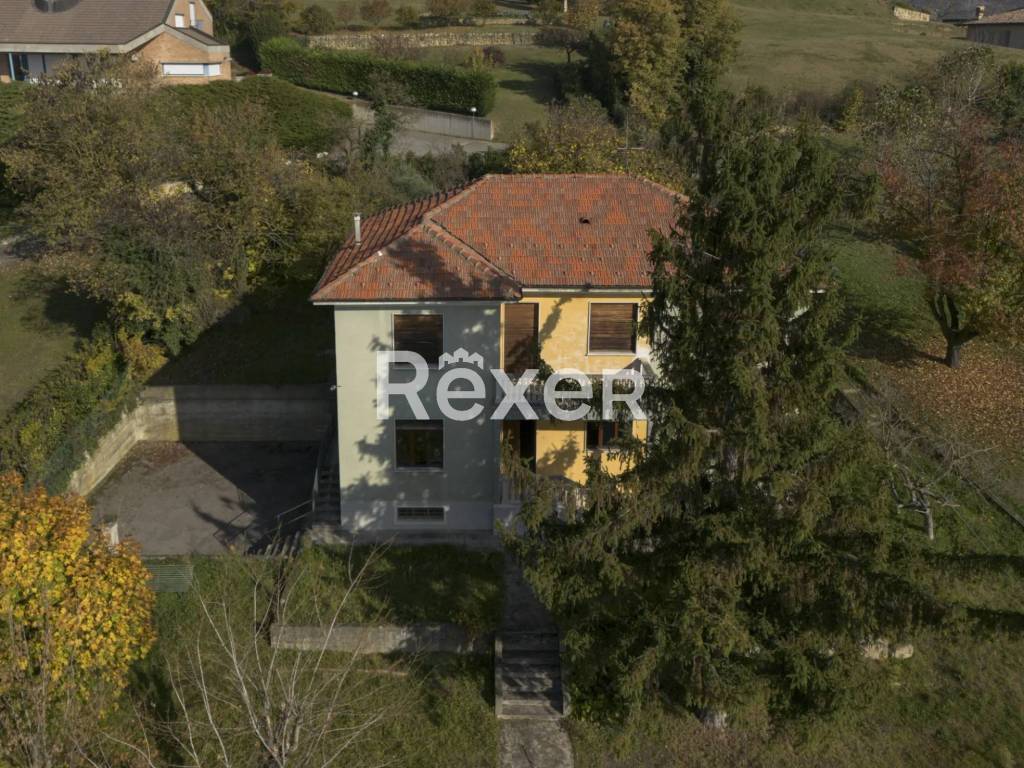 Villa a Grazzano badoglio in VIA ROMA 16, - Foto 2