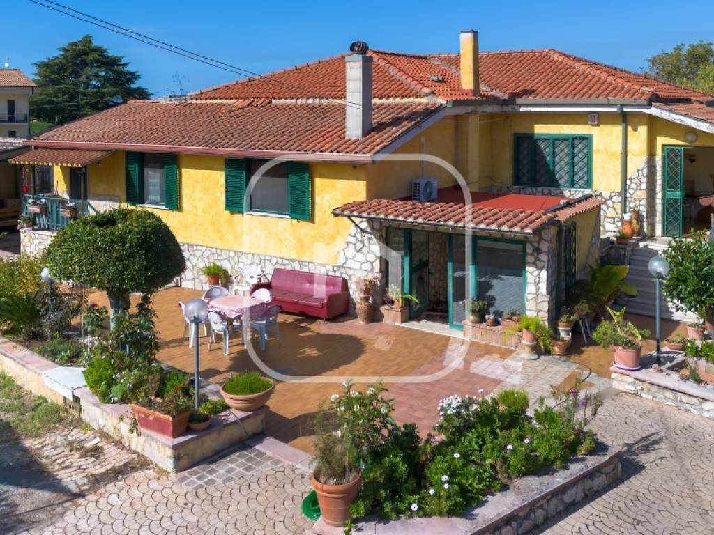 Villa a Palestrina in Via Tende - Foto 4