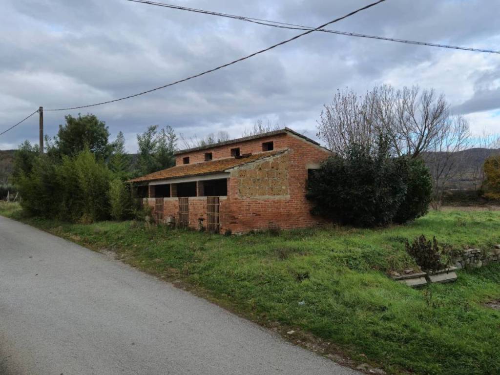 Terreno a Tuoro sul trasimeno in Località Cà di Giano - Foto 3