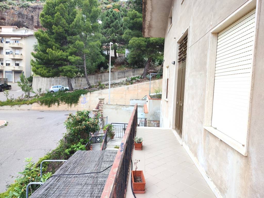 Villa a Bosa in Via Alessandro Manzoni - Foto 4