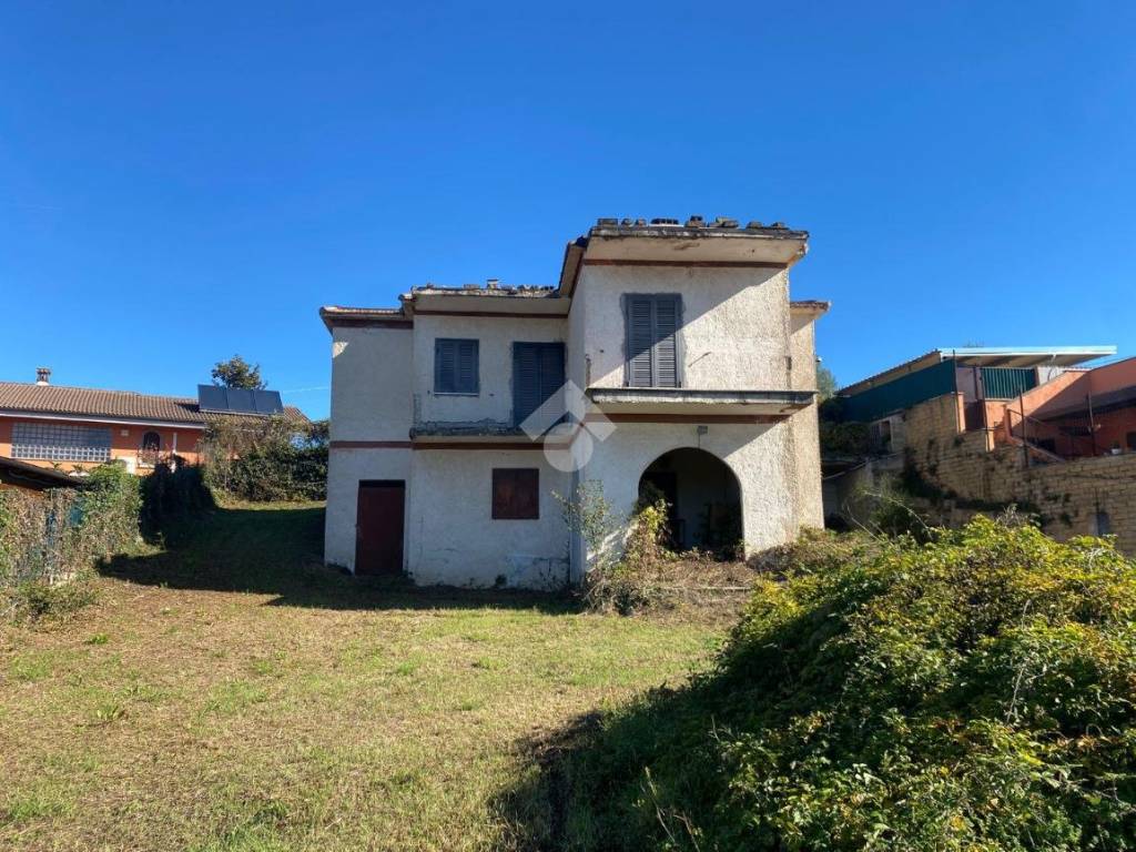 Casa indipendente a Palestrina in Via colle del vescovo, 1 - Foto 2