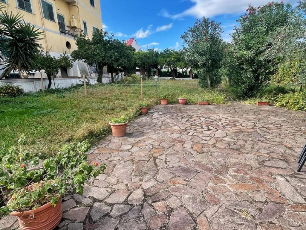 Appartamento a Somma vesuviana in Piazza San Francesco - Foto 2