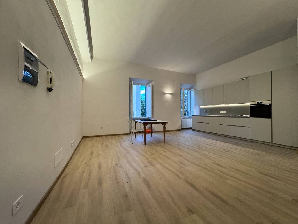 Appartamento a Monte san savino in Viale Armando Diaz - Foto 4