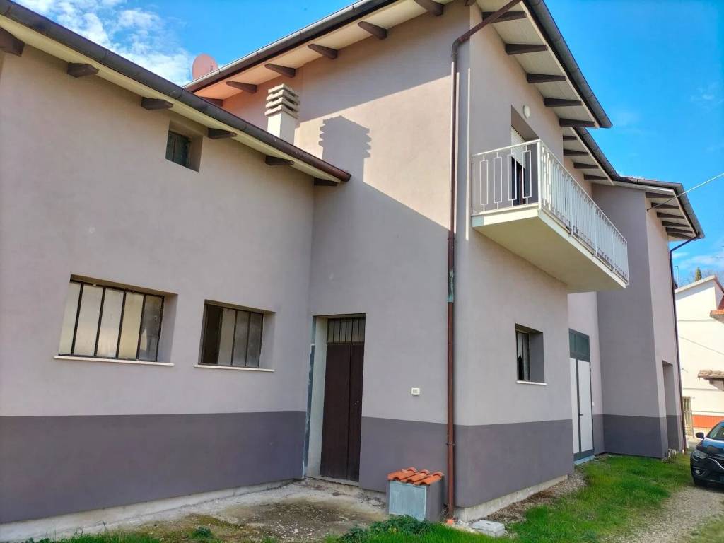 Villa a Bucine in I Maggio S.N.C. - Foto 2