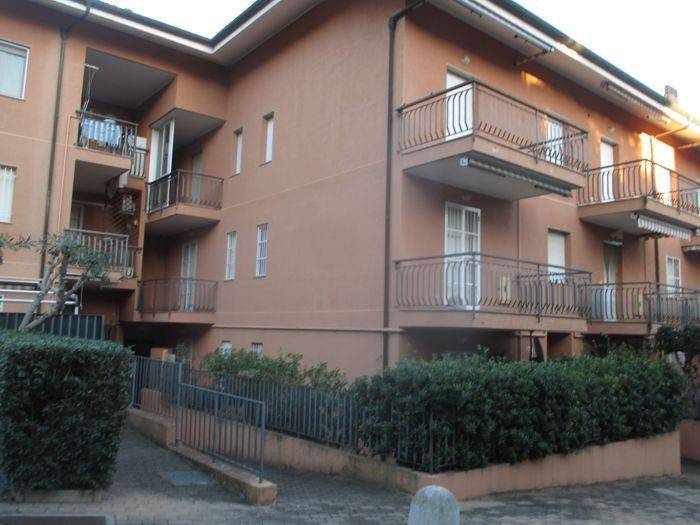 Appartamento a Ceriale in Via della Concordia - Foto 2