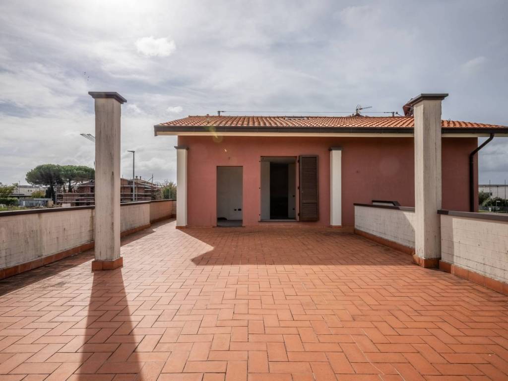 Appartamento a Pontedera in Via delle Melorie - Foto 4