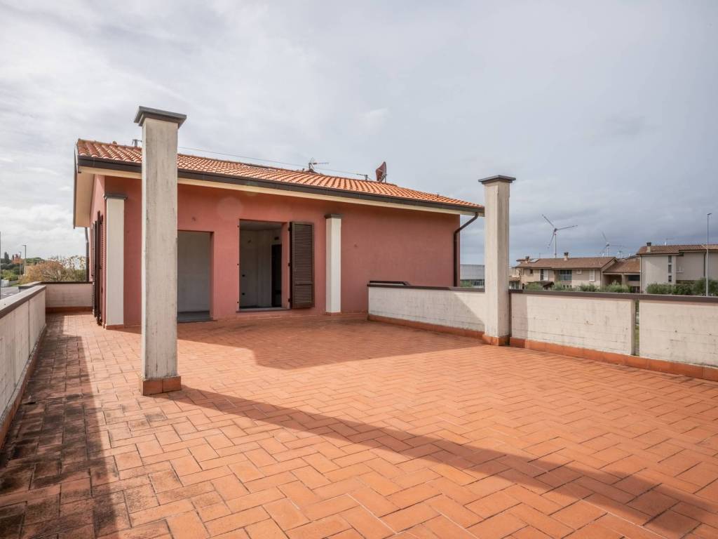 Appartamento a Pontedera in Via delle Melorie - Foto 5