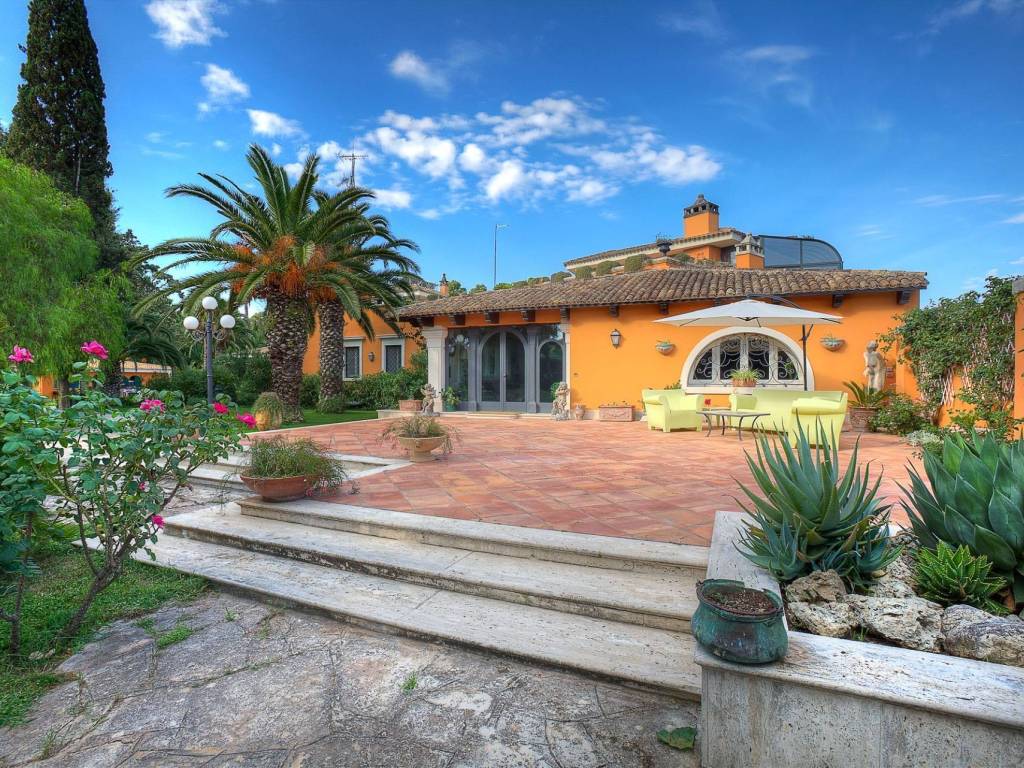 Villa a Lecce in Via Arnesano Corte dei Condò - Foto 4