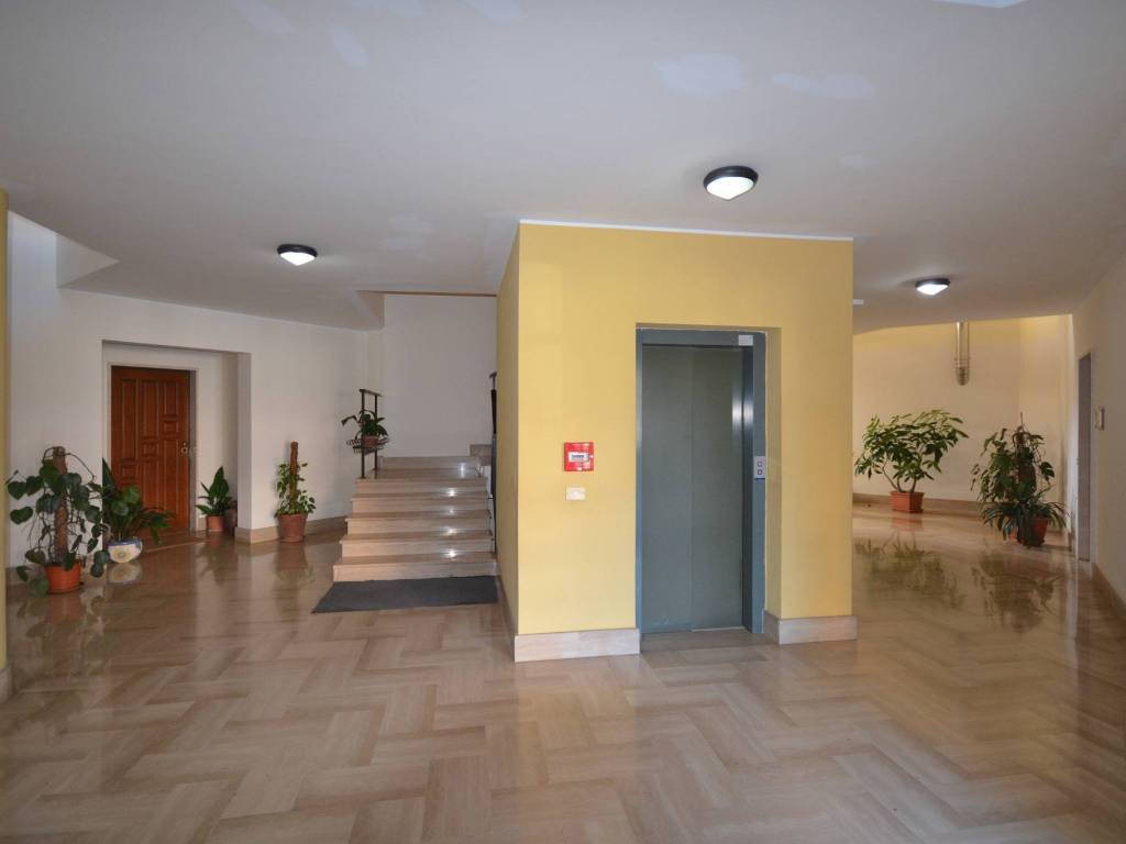 Appartamento a Vibo valentia in Via Giovanni Spadolini, 37 - Foto 3