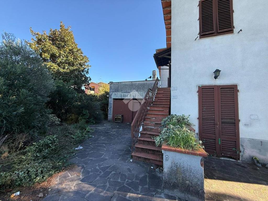 Appartamento a Quarrata in Via Larga, 166 - Foto 2