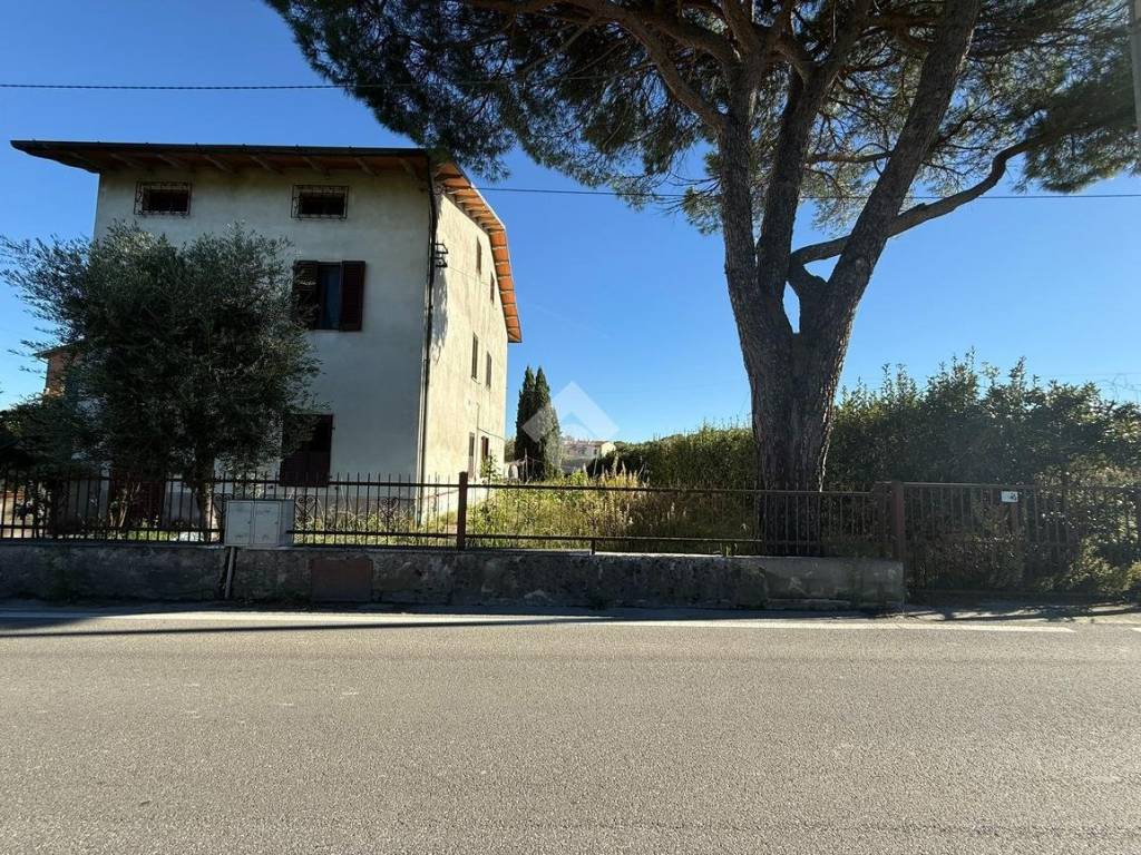 Villa a Quarrata in Via Larga, 164 - Foto 3