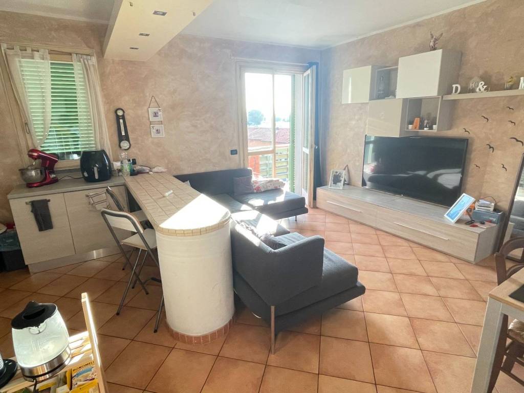 Appartamento a Monsummano terme in Via Luciano Lama - Foto 4