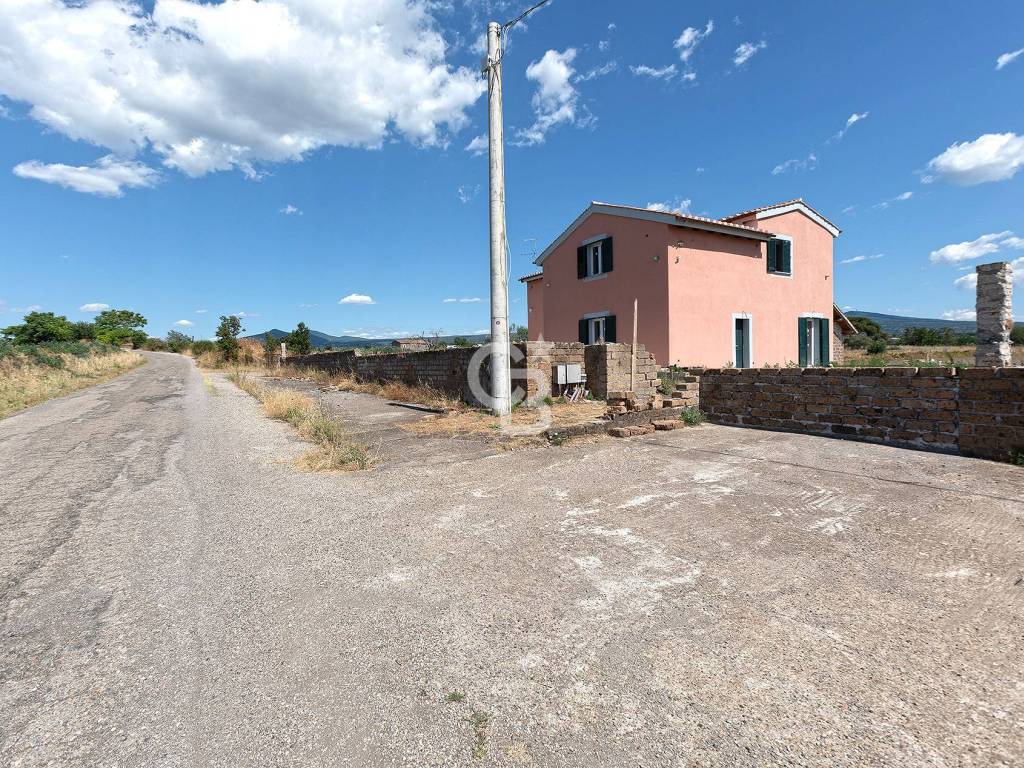 Villa a Viterbo in Strada Castel D'Asso - Foto 2