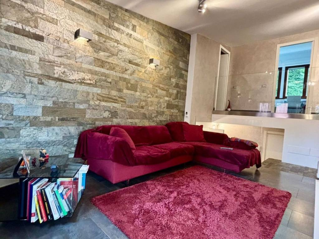 Appartamento a Como in Via Carso, 53 - Foto 2