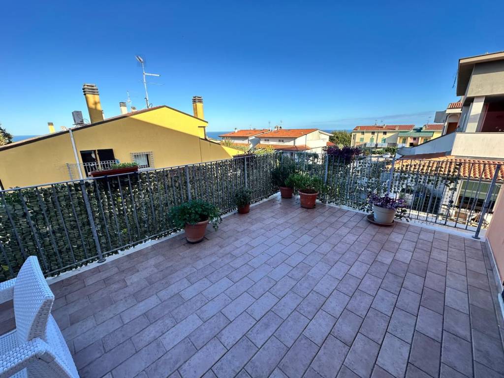 Appartamento a Pesaro in Via del Frumento - Foto 2