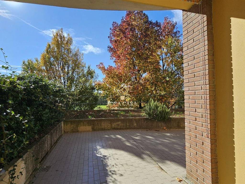 Appartamento a Cassago brianza in G.DI VITTORIO, 28 - Foto 2