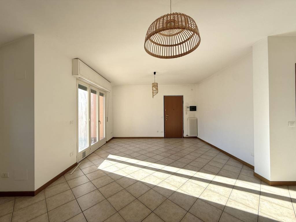 Appartamento a Dongo in Via A. Campiedi - Foto 3