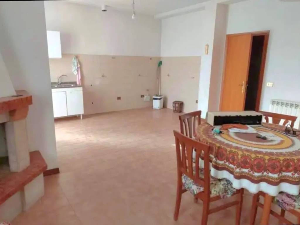 Villa a Cagli in Via Flaminia Nord - Foto 3