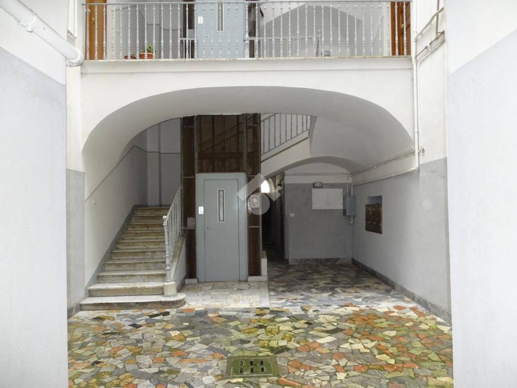 Appartamento a Castrovillari in C.so Garibaldi, 180 - Foto 4