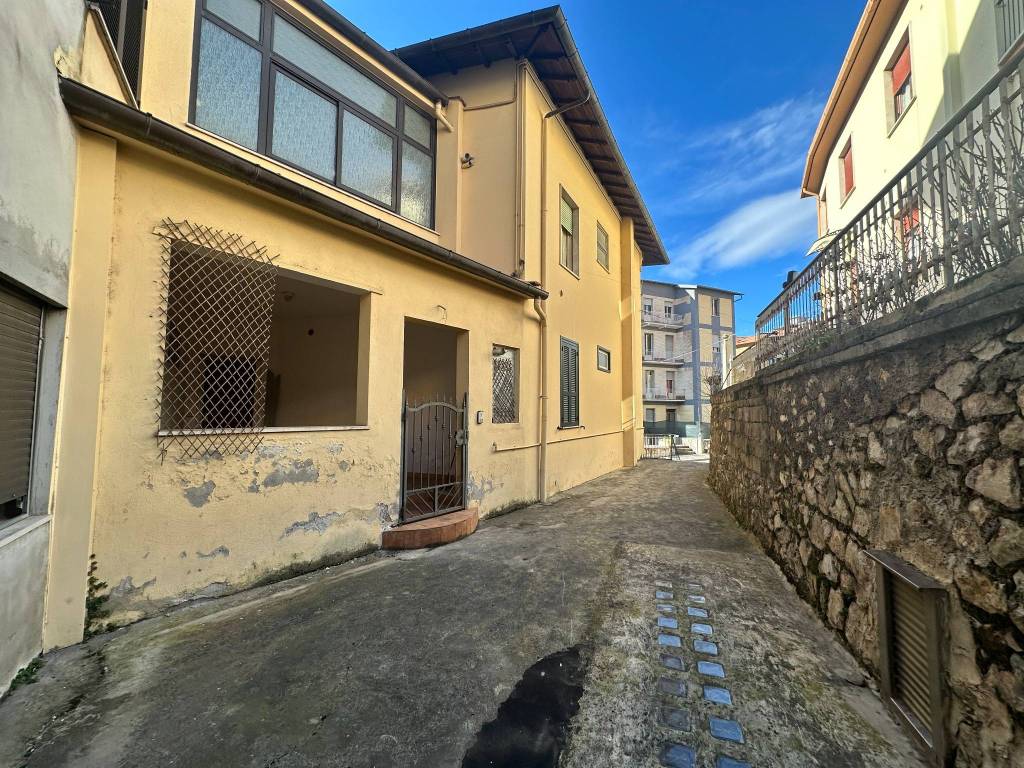 Appartamento a Fiuggi in Via Vecchia Fiuggi, 171 - Foto 2