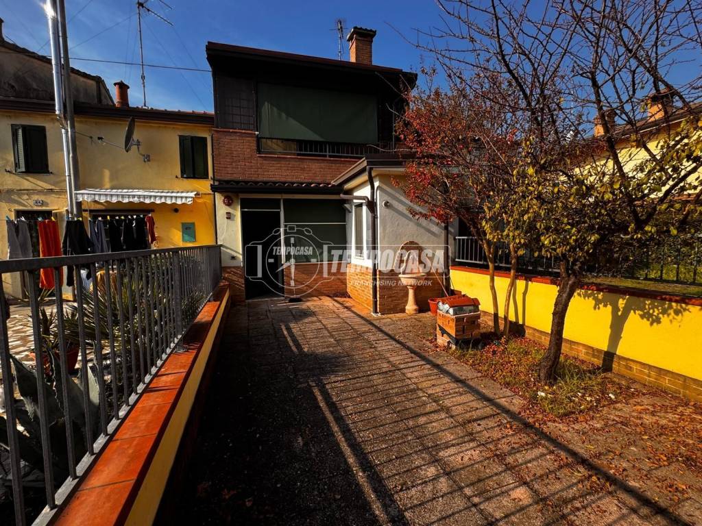 Appartamento a Lagosanto in Via Giuseppe Garibaldi 42 - Foto 2