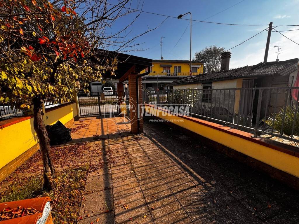 Appartamento a Lagosanto in Via Giuseppe Garibaldi 42 - Foto 5