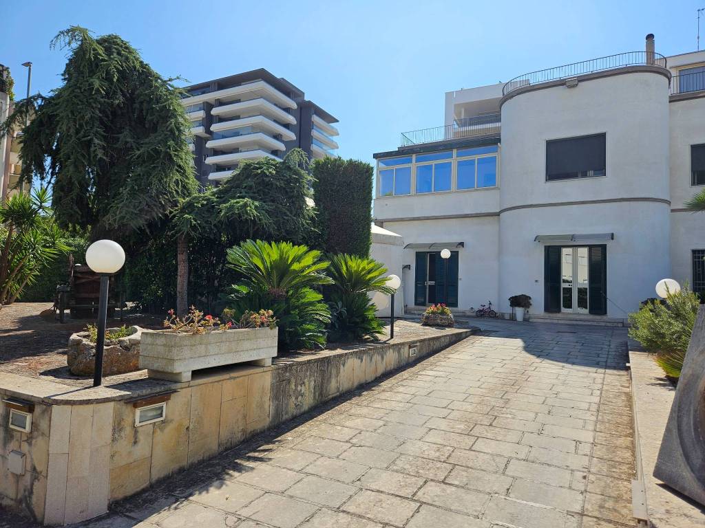 Villa a Trani in Corso Don Luigi Sturzo - Foto 3