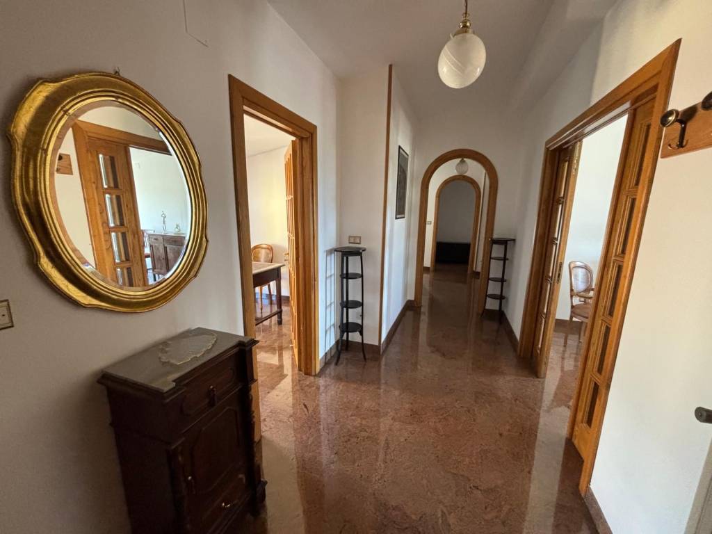 Appartamento a Lamezia terme in Via Papa Marcello II - Foto 3