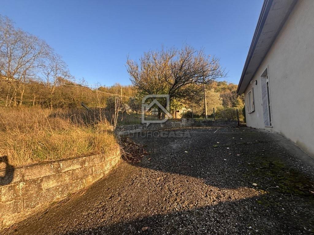 Casa indipendente a Ariano irpino in Contrada Bosco - Foto 3