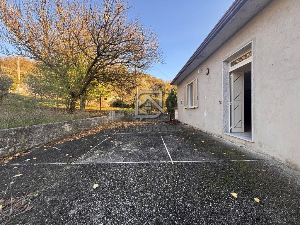 Casa indipendente a Ariano irpino in Contrada Bosco - Foto 4
