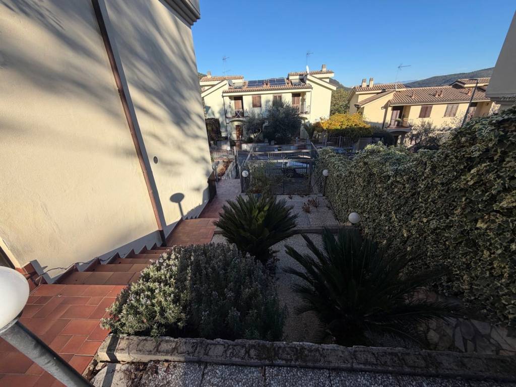 Villa a Amelia in Villetta Bifamiliare in Strada Montoro, 1/M - Foto 4