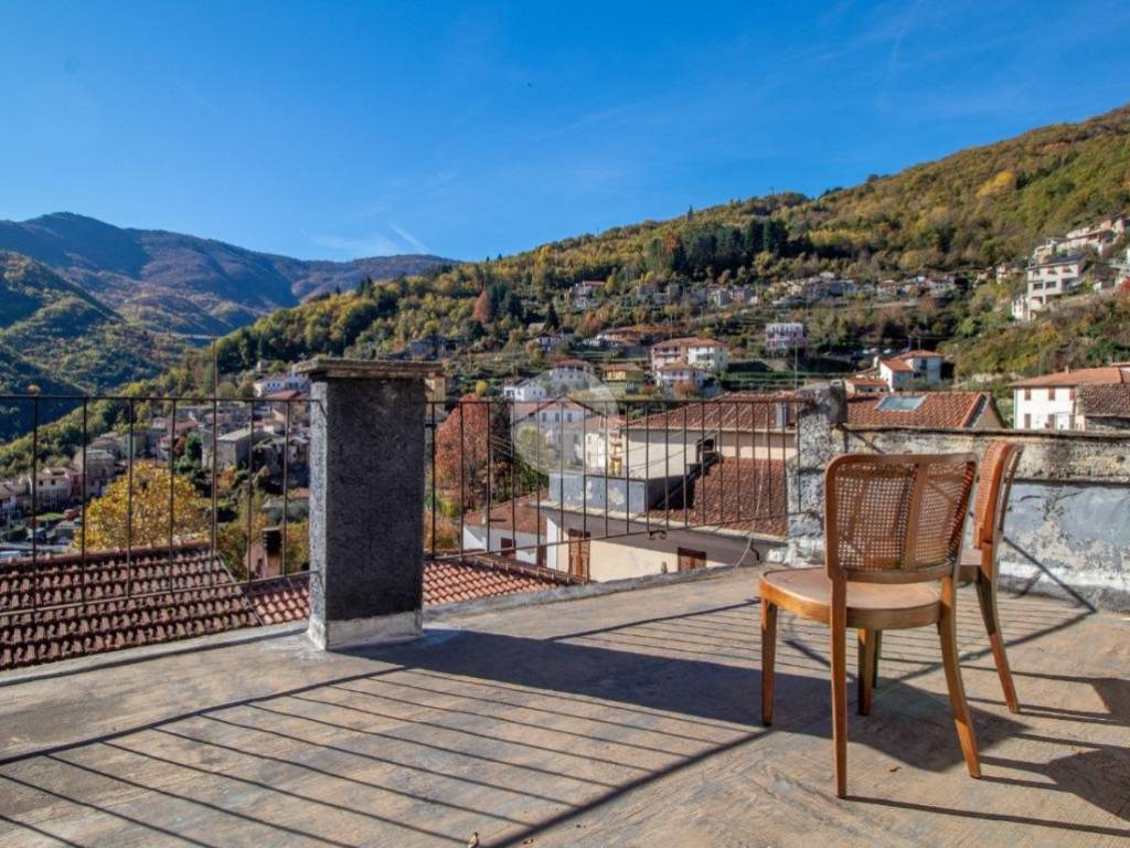 Appartamento a Rezzo in Vico Chiuso, 1 - Foto 2