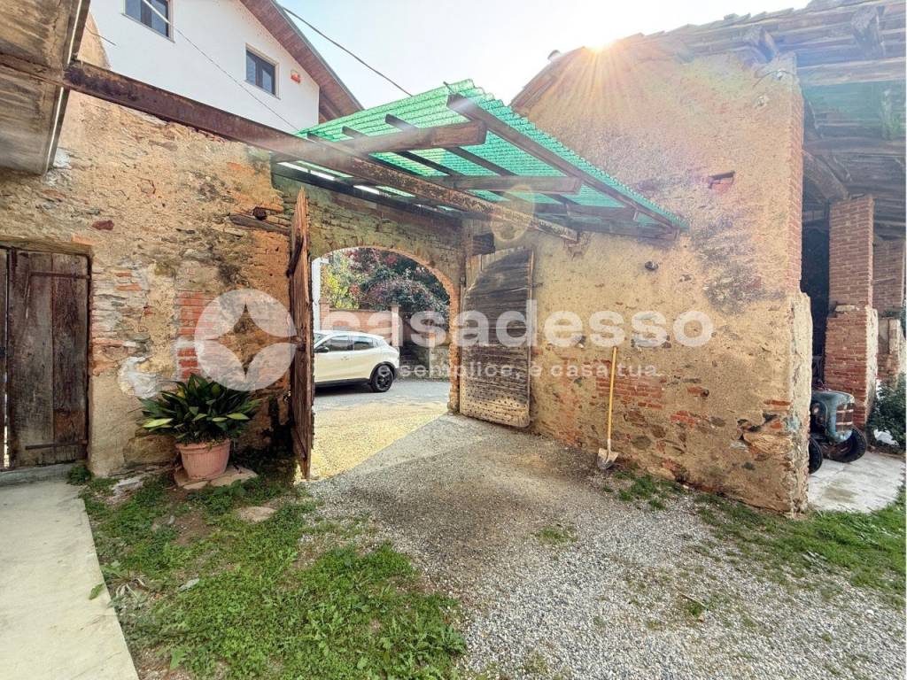 Casa indipendente a Roppolo in VIA PIOGLIO, 16 - Foto 2