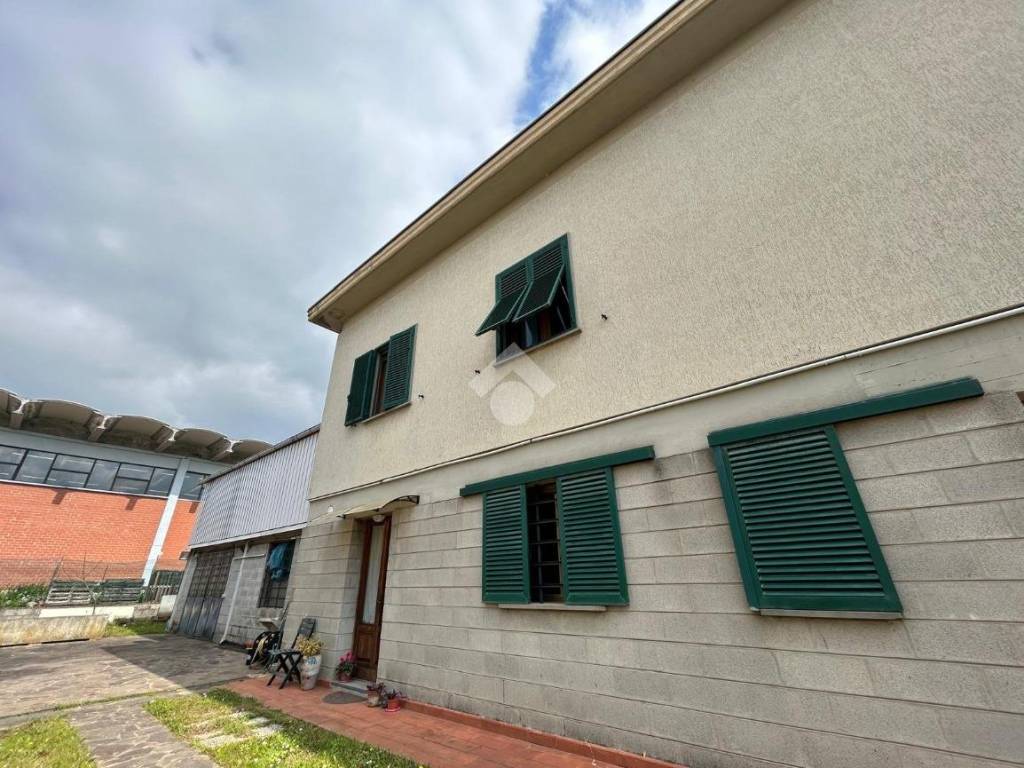 Villa a Pistoia in Via Lambruschini, 115 - Foto 4