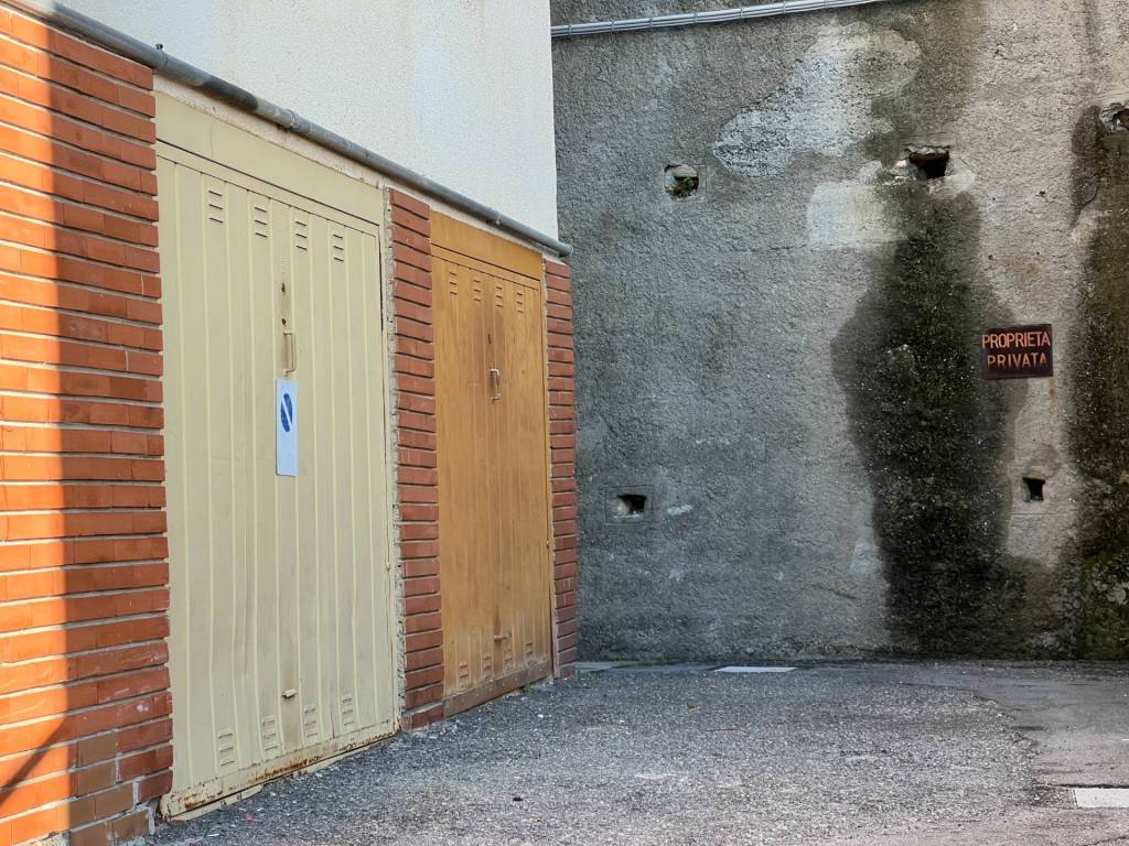 Box / garage a Imperia in Via Guido Gozzano, 13 - Foto 4