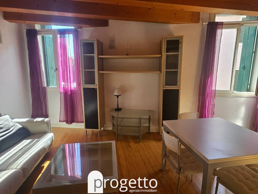 Appartamento a Vicenza in Contra' delle Canove Vecchie, 36 - Foto 4