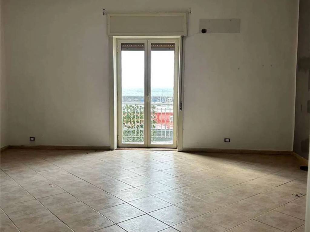 Appartamento a Torre del greco in Corso Garibaldi, 10 - Foto 2