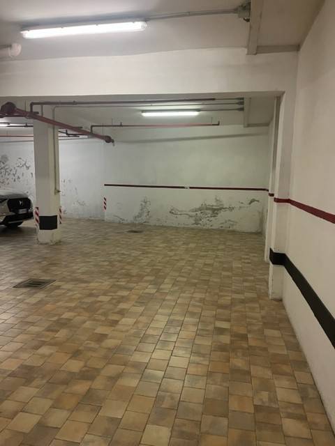 Box / garage a Bologna in Via Avesella - Foto 3