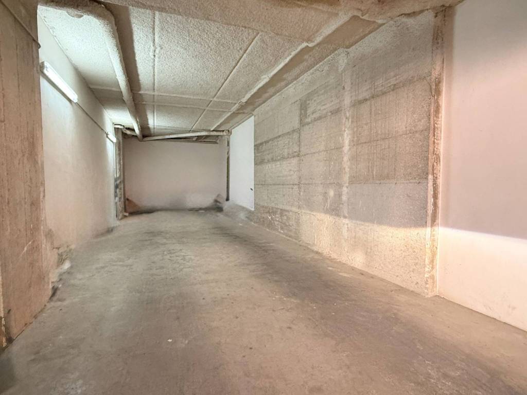 Box / garage a Andria in Viale Venezia Giulia - Foto 4