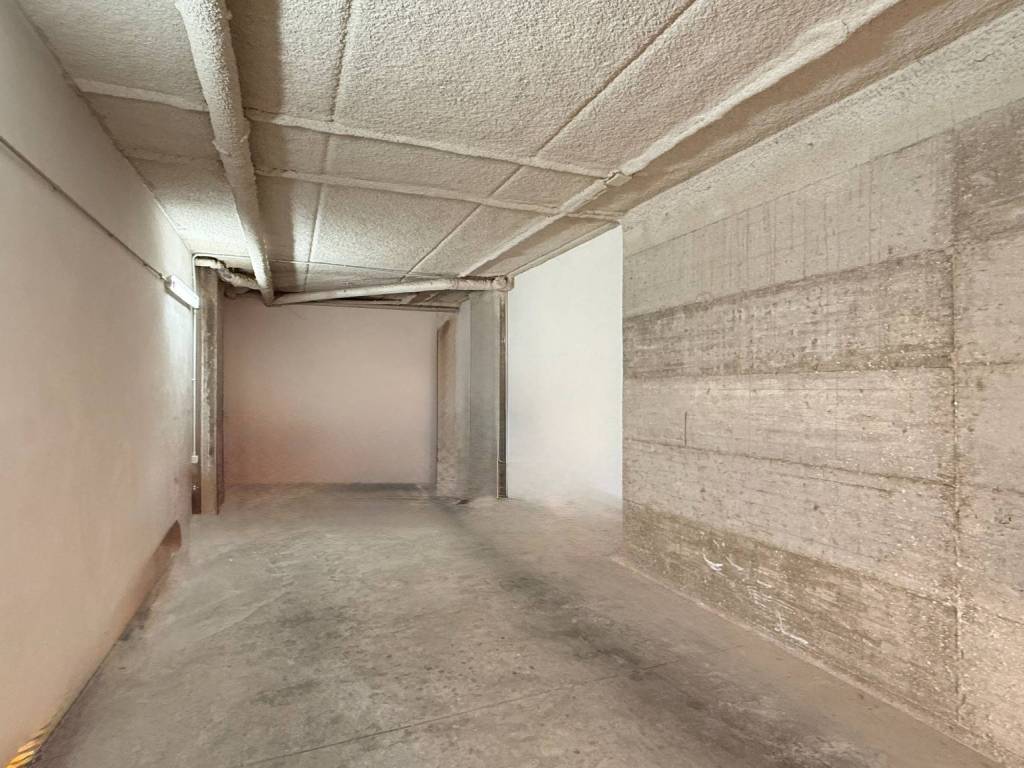 Box / garage a Andria in Viale Venezia Giulia - Foto 5