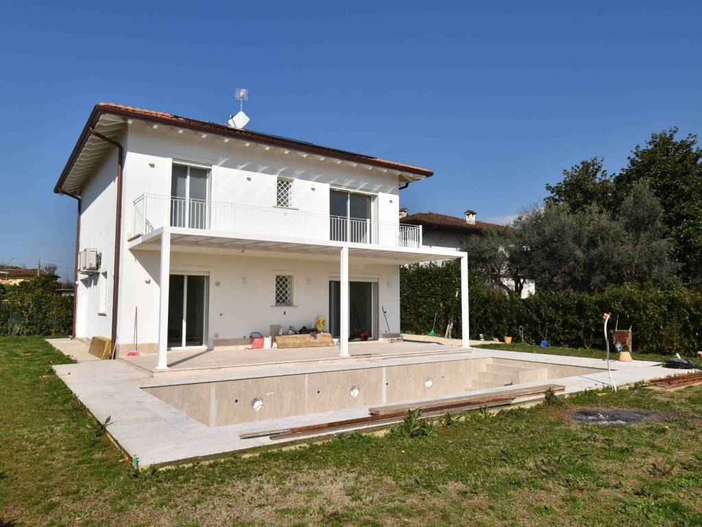 Villa a Pietrasanta in Via Serraglio, 12 - Foto 4